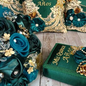 Green Quinceanera, sweet 16, Bible, Pillow, cojin, pillow, money box, photo album, album de foto, almuada de quince verde Esmeralda image 6