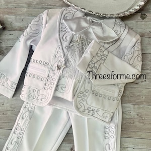 Traje de charro blanco y plateado- traje de bautismo- traje de charro para bautizo