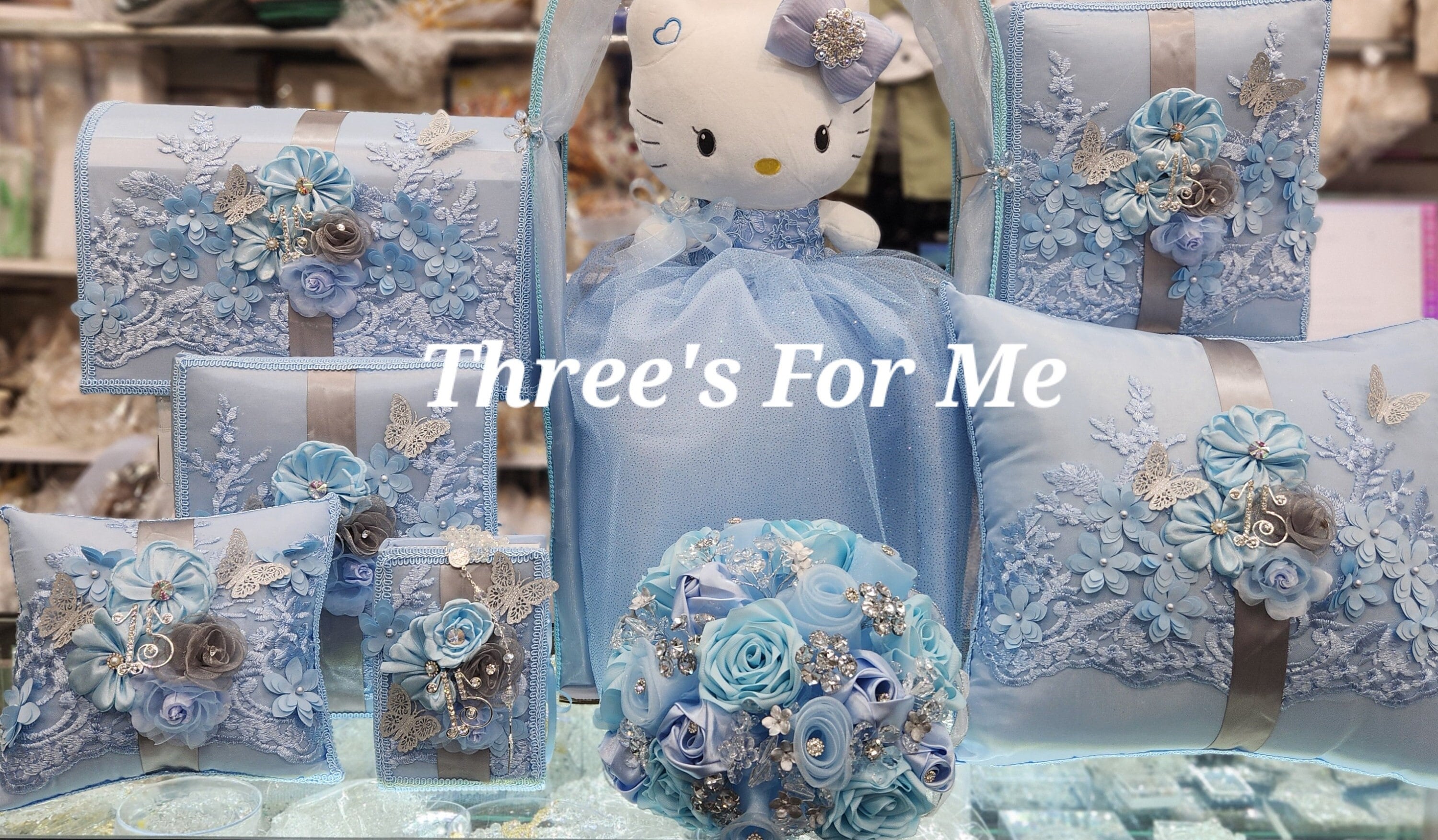 Butterfly Baby Blue, light purple Quinceanera, sweet 16, Bible, Pillow, money box album  foto almuada  quince Baby Blue Mariposa Hello Kitty