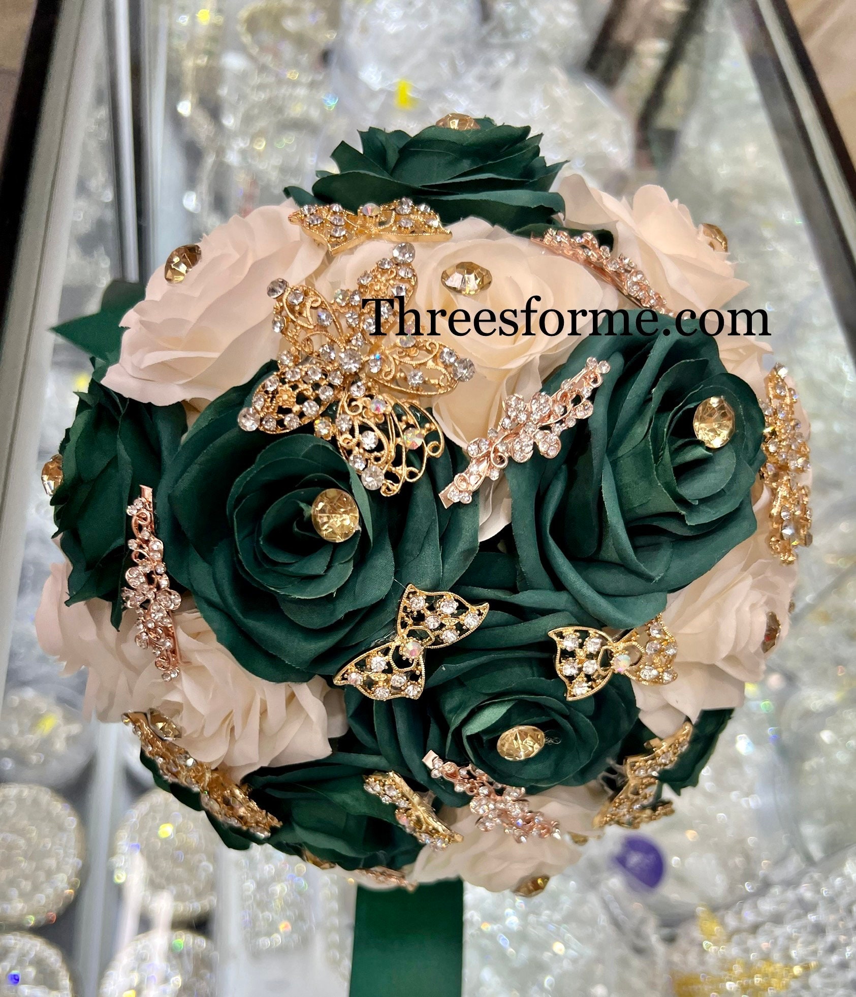 Emerald green with gold ramo/ sweet 16 Ramos emerald green quinceañera bouquets