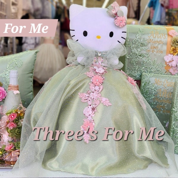 Sage and Gold, Sage con Oro  Quinceanera, sweet 16, Bible, Pillow, money box album  foto almuada  Quince Sage Hello Kitty,