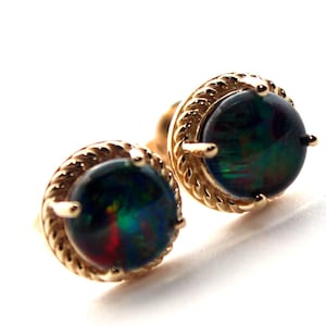 Australian black opal triplet Large solid 9k yellow gold studs earrings － Red