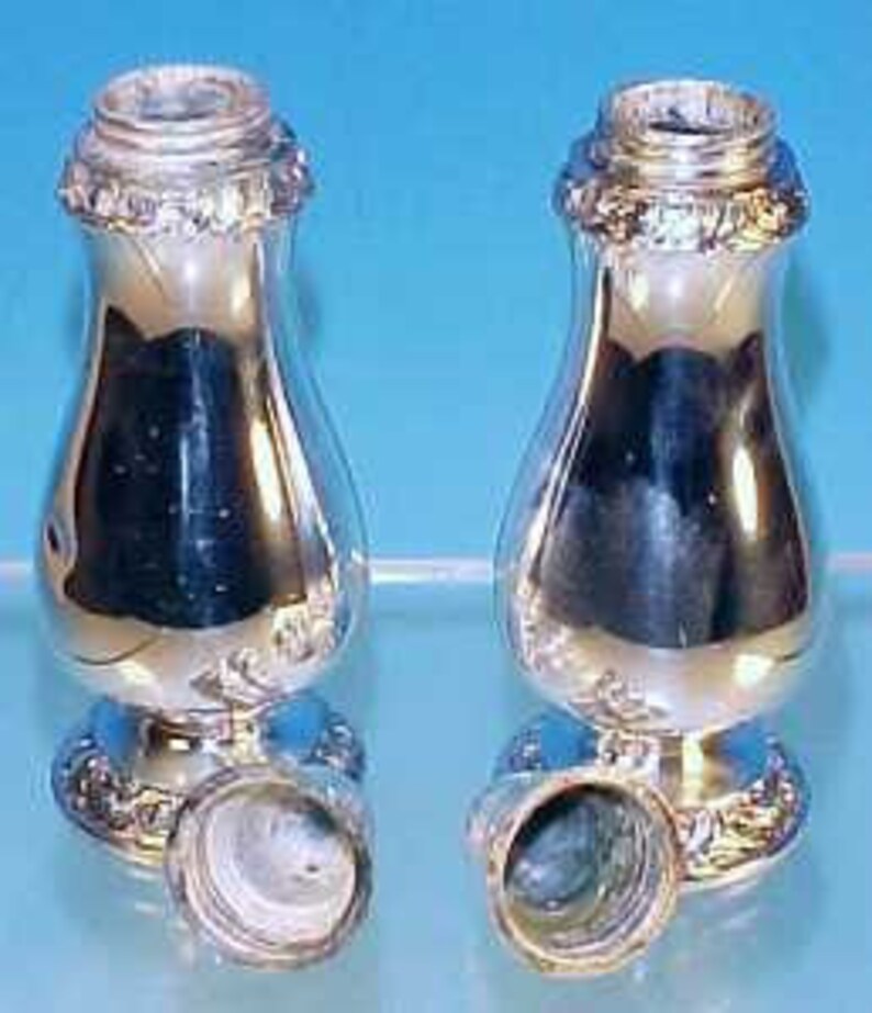 Vintage ONEIDA COMMUNITY Silverplate Salt & Pepper Shaker Set HENLEY Etsy