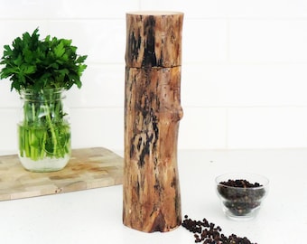 Wood Pepper Mill - Peppermill, salt grinder - Kitchen gift - Salt and pepper mill - mother's day gift- gift for him - PM003