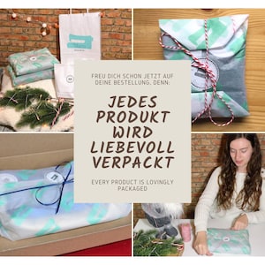 Puede incluir: Un collage de im&aacute;genes que muestran diferentes formas de empaquetar los productos. El texto dice "Every product is lovingly packaged." El texto tambi&eacute;n dice "Jedes Produkt wird liebevoll verpackt."