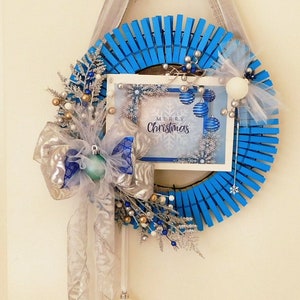 Christmas Front Door Wreath, Merry Christmas Blue and Silver Snowflake Front Door Clothespin Wreath, Christmas Wreath, Holiday Door Wreath