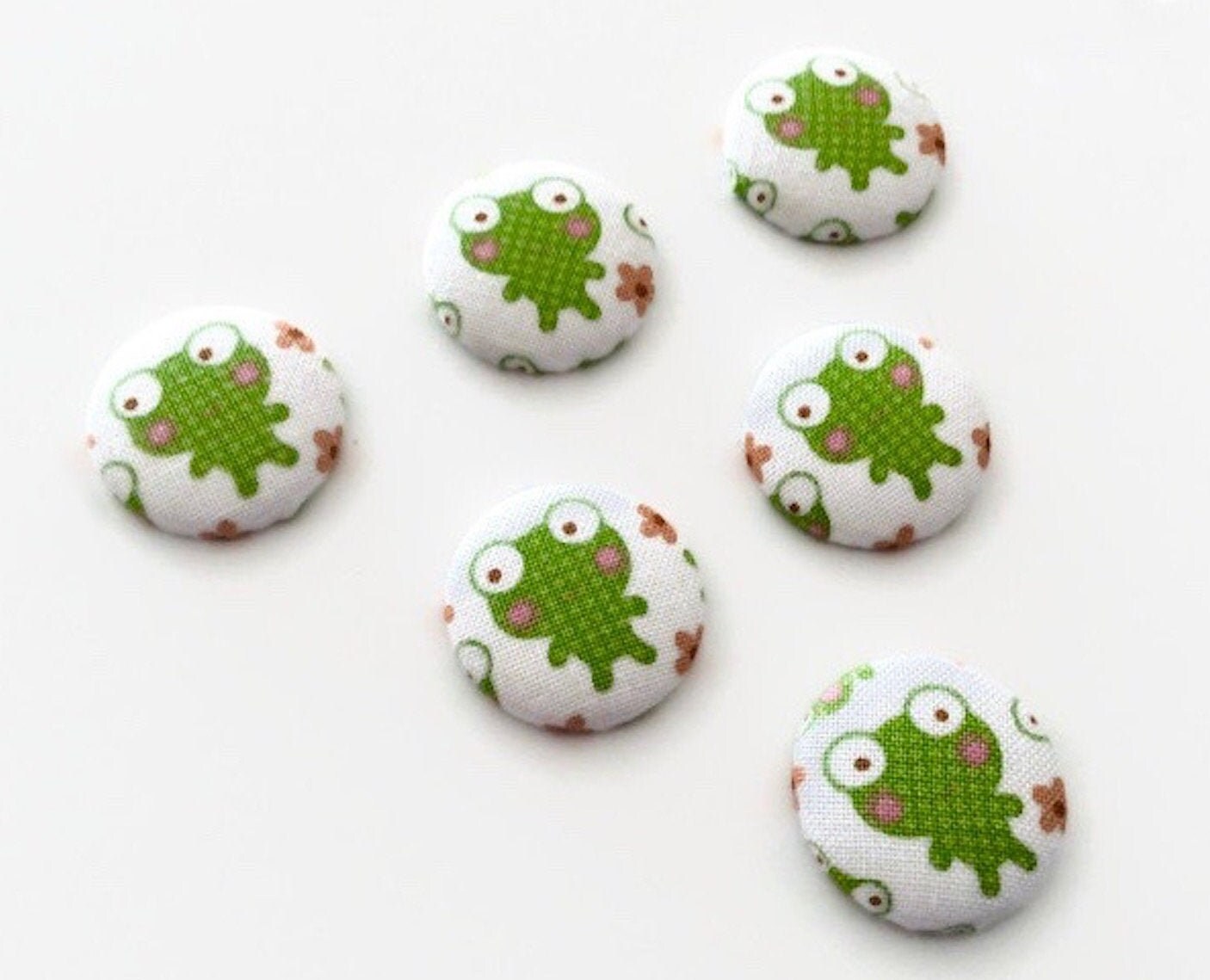 Frog Buttons Cute Craft Buttons Size 22mm Set of 6 Etsy