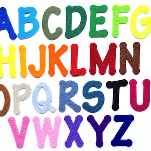 Letras del alfabeto de fieltro, 2 pulgadas - ¡Elige tus colores! - Letras mayúsculas troqueladas para manualidades, costura, tableros de franela y útiles escolares