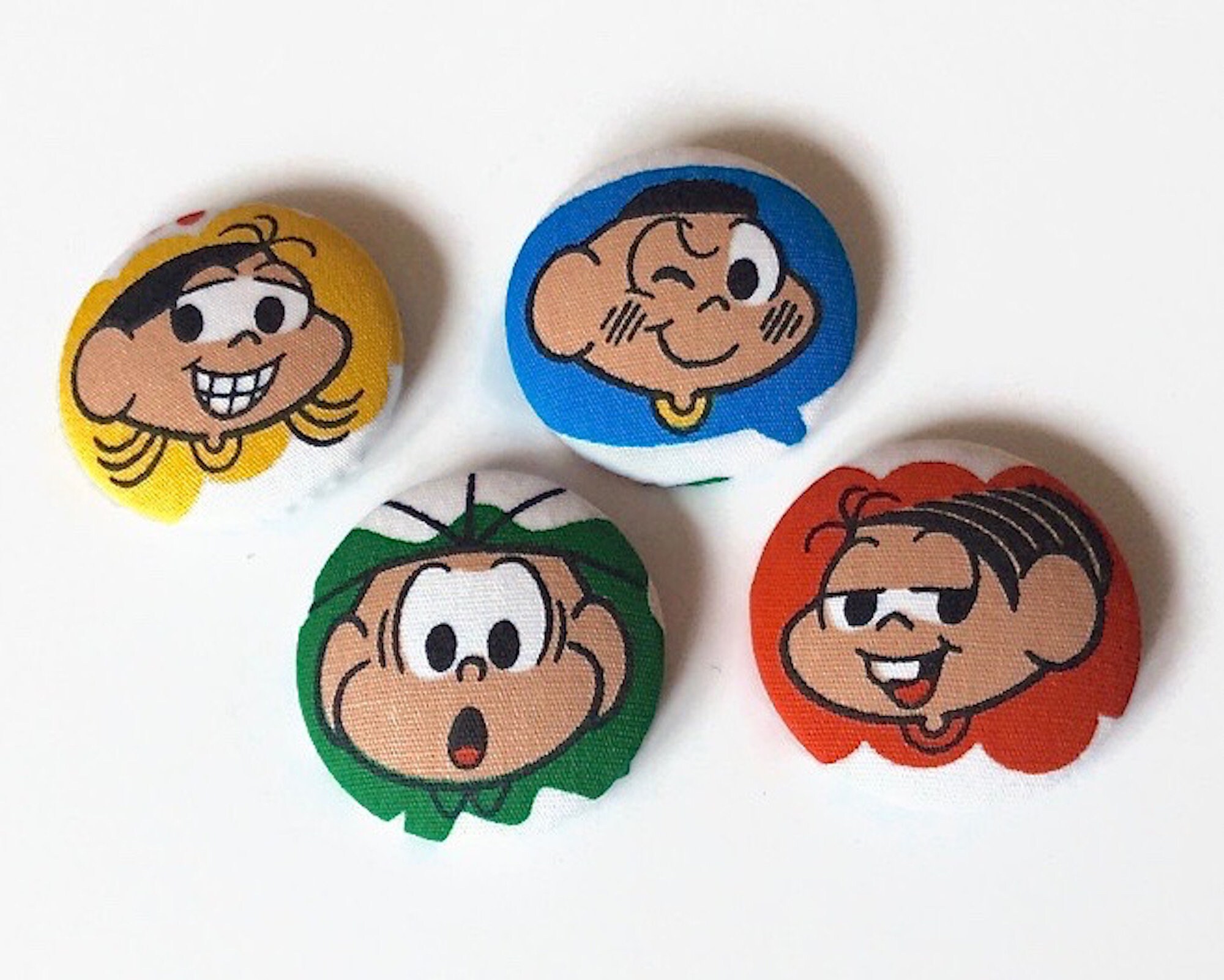 Cartoon Buttons, Monica's Friends, Maggy, Jimmy Five, Smudge