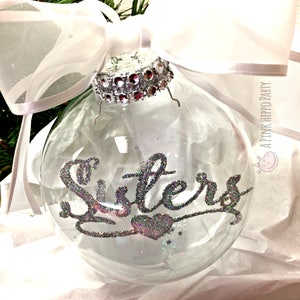 Sister Ornament, Christmas Gift for Sister, Sibling Ornament, Gift for Sister&#39;s Birthday, Sisterly Love