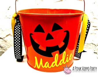 Pumpkin Halloween Pail ~ Pumpkin Party Favor ~ Pumpkin Basket ~ Custom Halloween Bucket ~ Gift Basket ~ Name Bucket ~ 5 Quart Pail