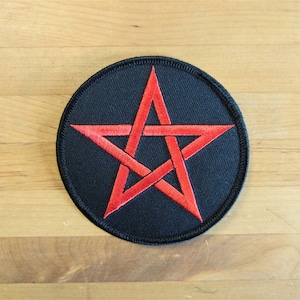 Parche parches bordado bandera de hierro en applique vintage kawaii chaqueta coser mochila de mezclilla chaqueta pantalones cortos Pentagram 666