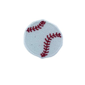 Peut inclure: Balle de baseball blanche avec des coutures rouges. La balle de baseball est brodée et a un design classique.