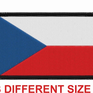 Op de afbeelding: Een geborduurde patch met de vlag van Tsjechië. De patch is rood, wit en blauw met een zwarte rand.
