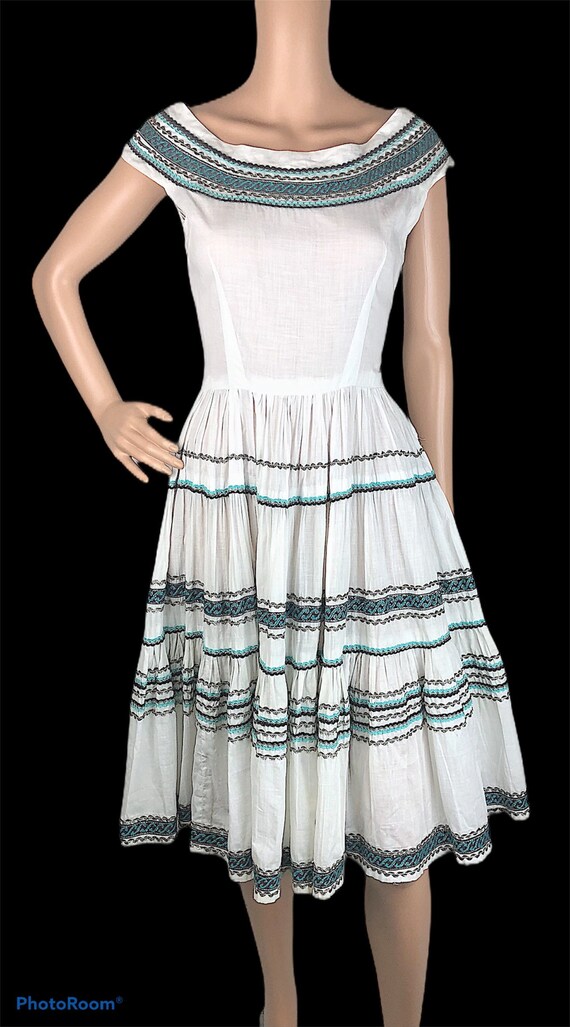 1950s White Metallic Turquoise Black Circle Dress… - image 5