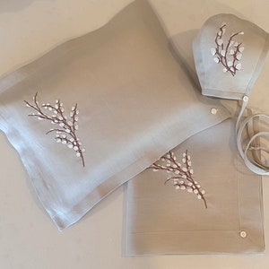 刺繍入りリネンベビーラップ＆枕カバー