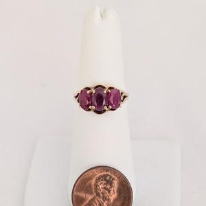 Mid -Century 2.25 Carat Ruby Ring 10K Gold 2.7 Grams Retail Price 1499.00 Make Me An Offer!