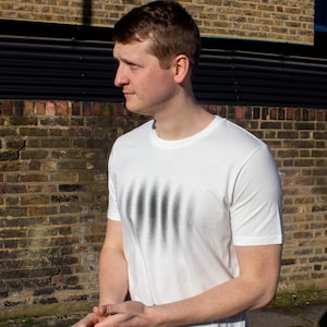 Welle Interferenz T-shirt, Physik T-shirt, Bio-Baumwolle, Wissenschaft Shirt, Wissenschaft Geschenk, Beugung Muster