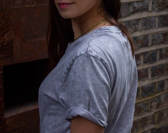 Stonewashed Grey T-shirt, Minimalist T-shirt, Organic Cotton Tee, Casual Women's Tshirt, Unisex Vegan Top