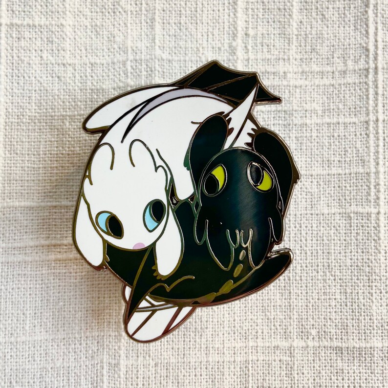 How To Train Your Dragon Yin And Yang Enamel Pin Etsy