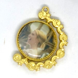 Double Sided Photo Charm, Bouquet Charm, Memory Charm, Bridal Charm, Keepsake Charm, Photo Bouquet Charm, Memorial Charm  PETA GOLD