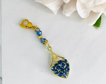 Something Blue Bridal Bouquet Charm: Gold Heart Pin - BETH