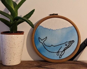 Whale art | Embroidered hoop art | Embroidery-Cross stitch | Wall art | Decoration | Boho decor | Home decor |  Birthay gift