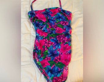 Gorgeous Vintage Tropical Floral Jatzen Full Coverage ‘90s one piece size 12 (fits like a modern 10)