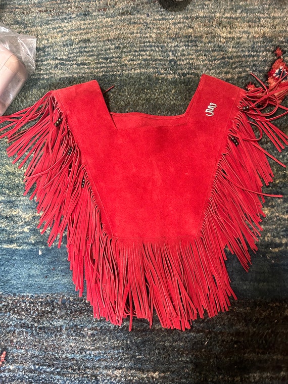 Vintage 1970s red suade rodeo fringe cowboy shawl… - image 2