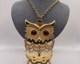 Gold tone costume owl necklace