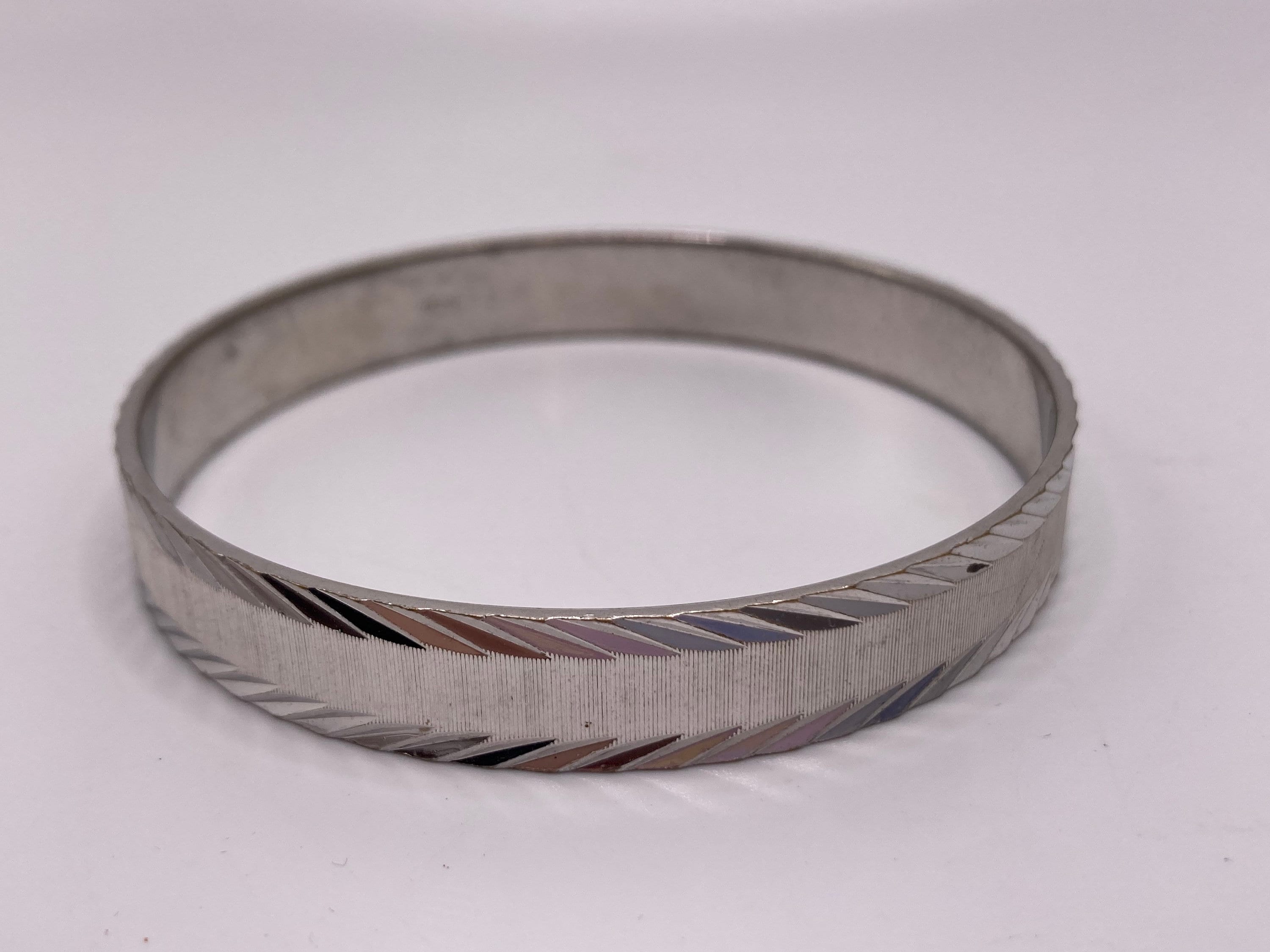 VINTAGE ヨーロッパ製 カラーストーン シルバーバングル Vintage silver bangle - Etsy 日本