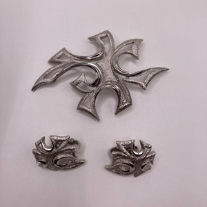 Vintage Brooch and Earring set by Trifari, Trifari Jewelry