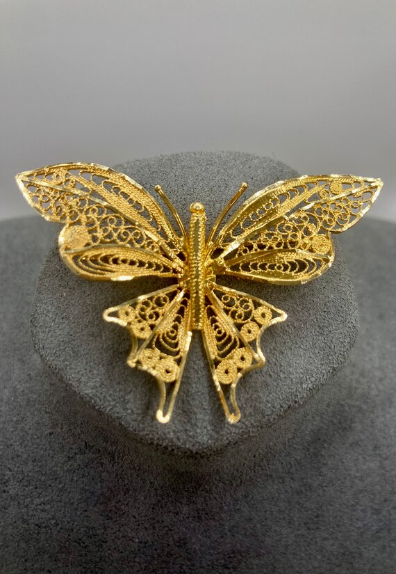 Exquisite 14K Gold Filigree Butterfly Brooch 1980’