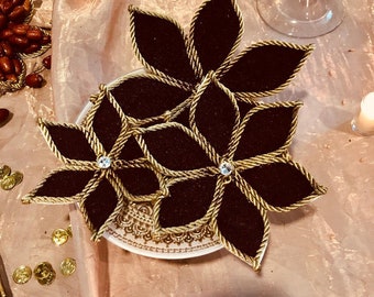 Sofreh Haftseen/Haftsin Sumuc Flowers with Gold Metallic Trim for Norouz