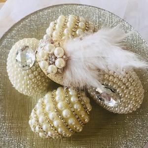 Sofreh Aghd Decorative Eggs Embellished with Pearls, Rhinestones and Feather (Set of 5)