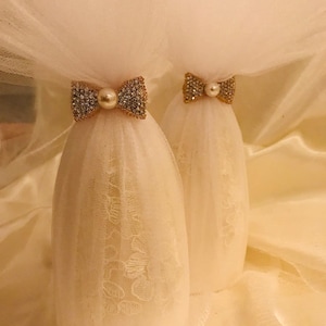 Sofreh Aghd Kaleh Ghand Set with Antique lace/diamond Bow with Pearl Center