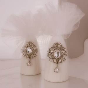 Sofreh Aghd Kaleh Ghand with Classic Style Crystal Rhinestone Droplets (set of 2)