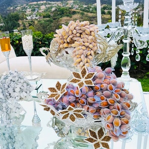 Sofreh Aghd Cluster ( Almond. Walnut, Hazelnut) with White Leaf Holder for Persian Wedding Spread