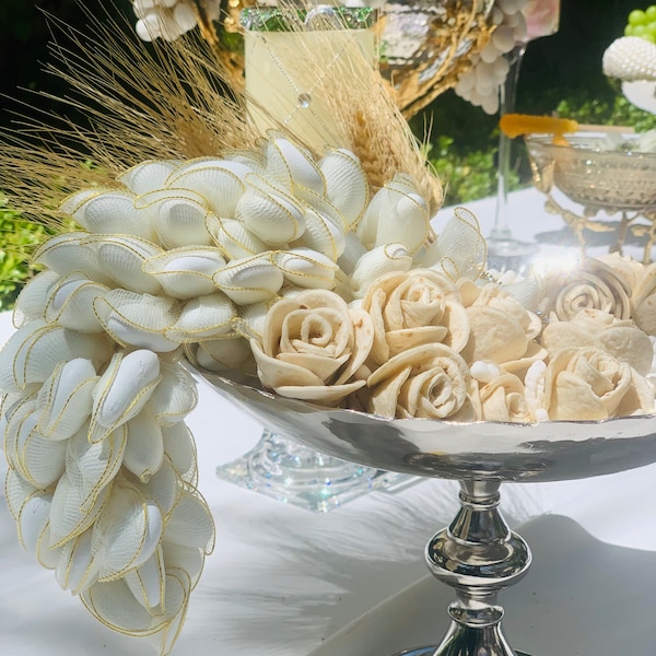 Sofreh Aghd White Almond Cluster with Tulle/Gold Trim for Persian Wedding