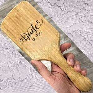 Hochzeit Braut Haarbürste mit Gravur - Personalisierte Brautpflege