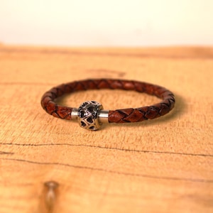 Magnetic Charm Clasp Bolo Leather Bracelet, 5mm Leather Wrist Band with Easy Close Clasp