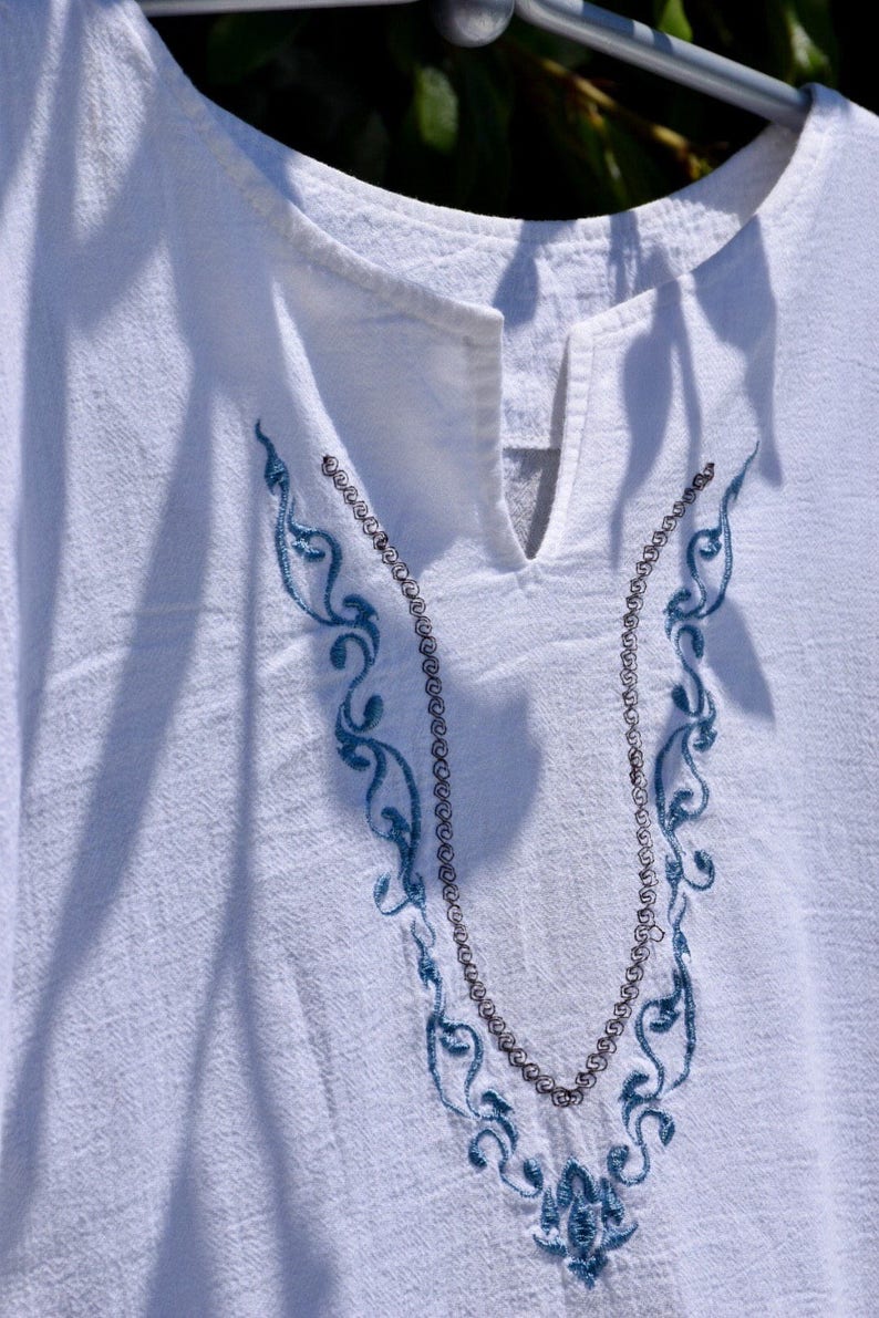 Sheer and Light Weight Vintage 70/'s 80/'s White Embroidered Cotton Gauze Mexican Shirt Small Medium
