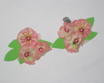 Shoe Clips with Pink Flowers and green leaves