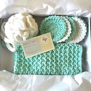 Triple Crochet Pattern with Instructions Step by Step to make your own Spa Bath Scrubbies and Bath Puff Set (PDF)