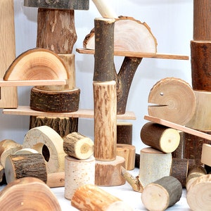 natural wooden tree blocks