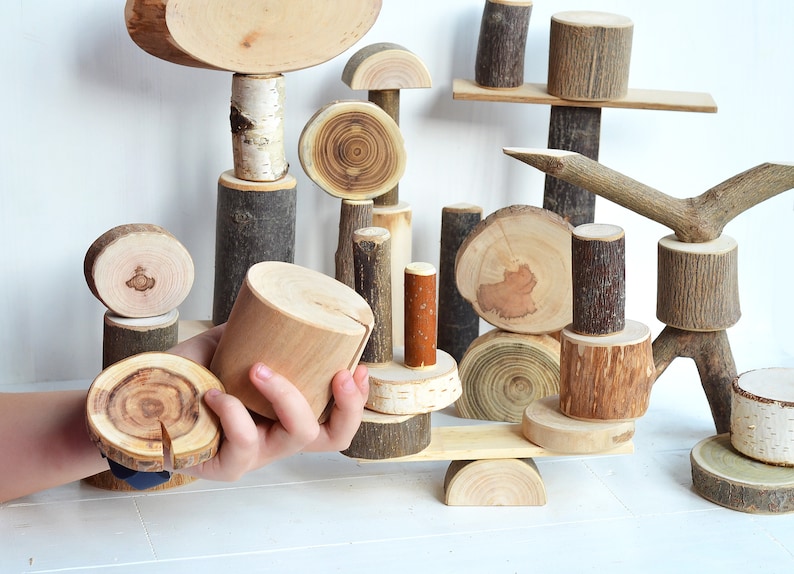 natural wooden tree blocks