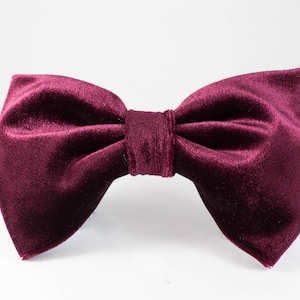 Burgundy Velvet Bow Tie: Pre-Tied Adjustable Design