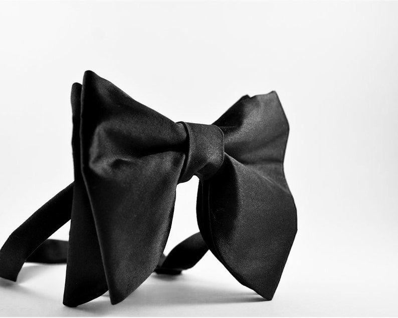Big bow tie, Tuxedo Bow Tie Oversized wedding bow tie Tom Ford style bow tie image 1