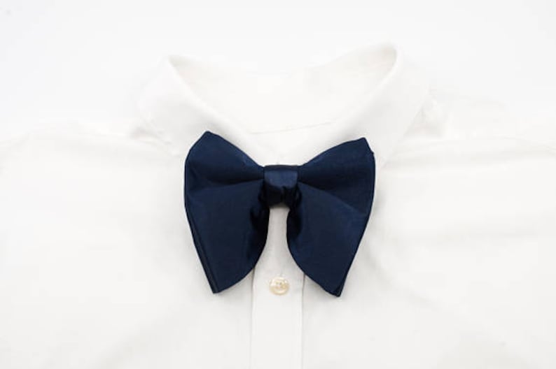 Big bow tie, Tuxedo Bow Tie Oversized wedding bow tie Tom Ford style bow tie image 3