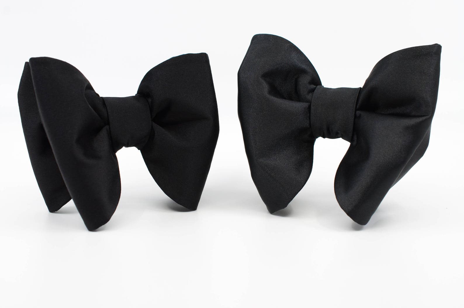 oversized clown bow tie